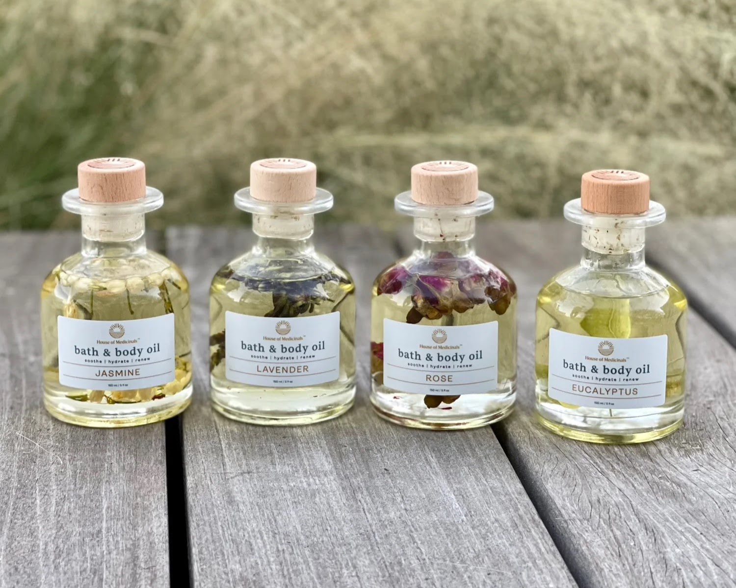 Bath Oil Set Review: Luxurious and Nourishing Options