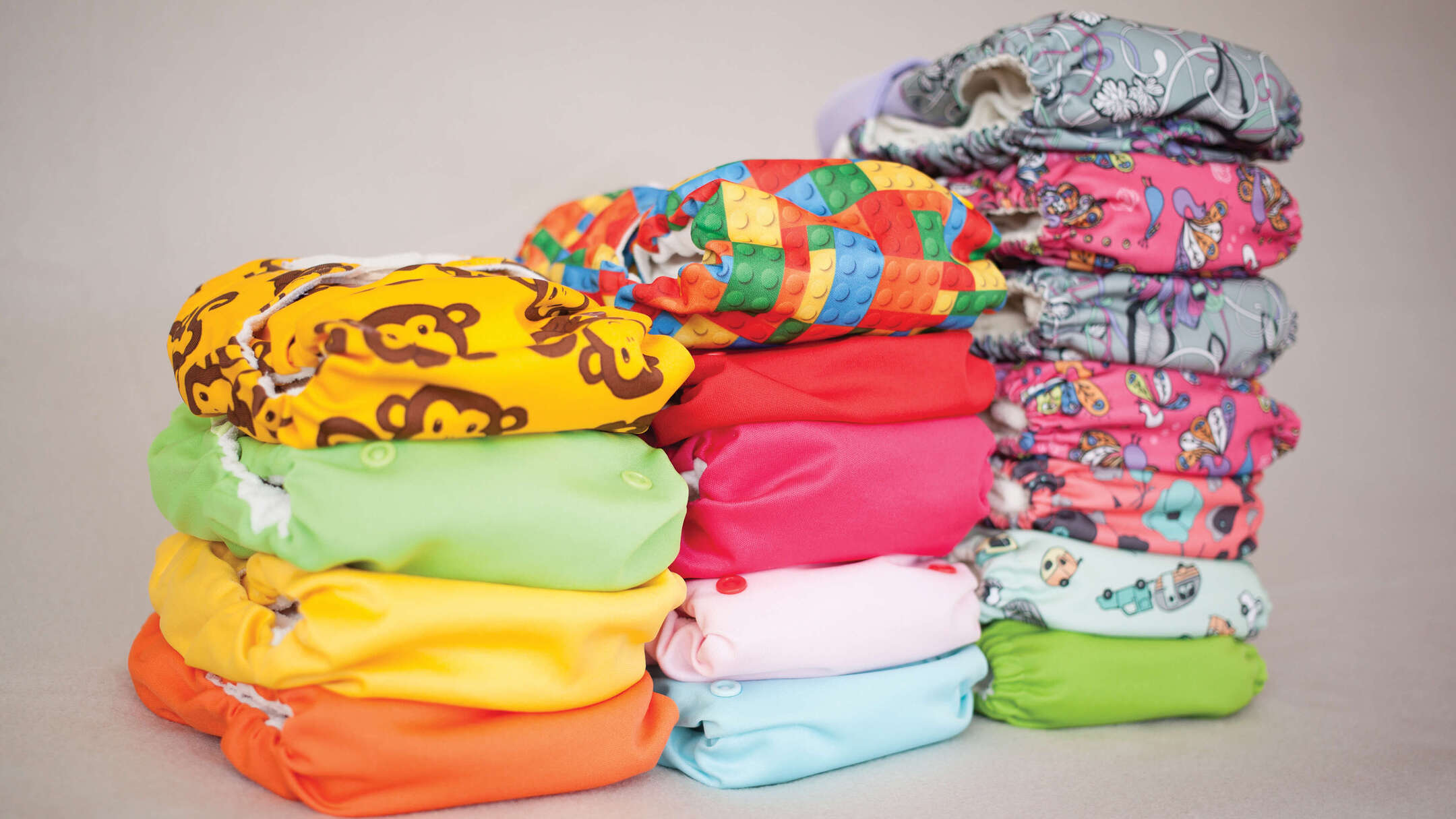 Cloth Diapers Review: A Comprehensive Analysis of Top Brands