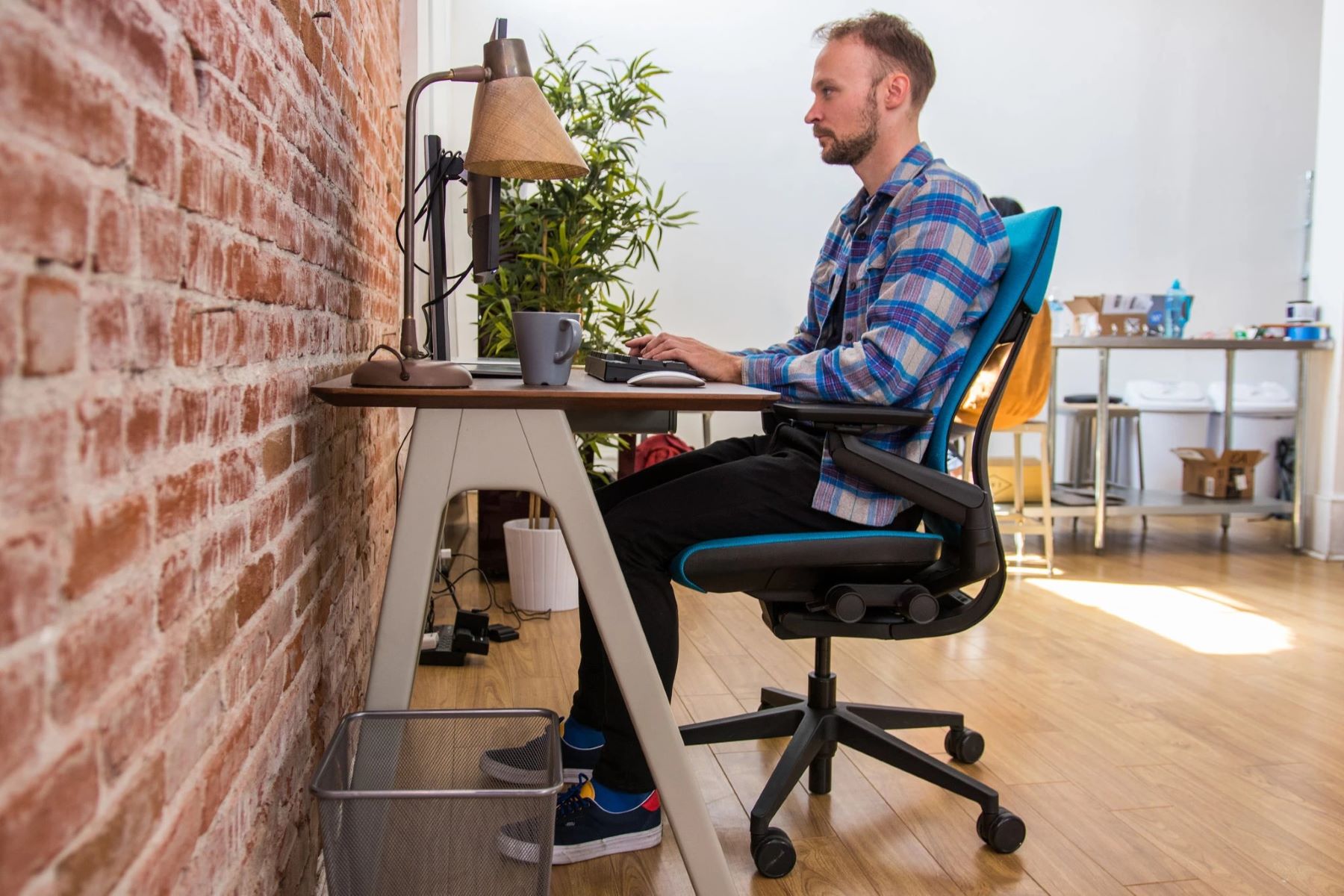 Comfortable and Supportive: Ergonomic Office Chair Review for Him