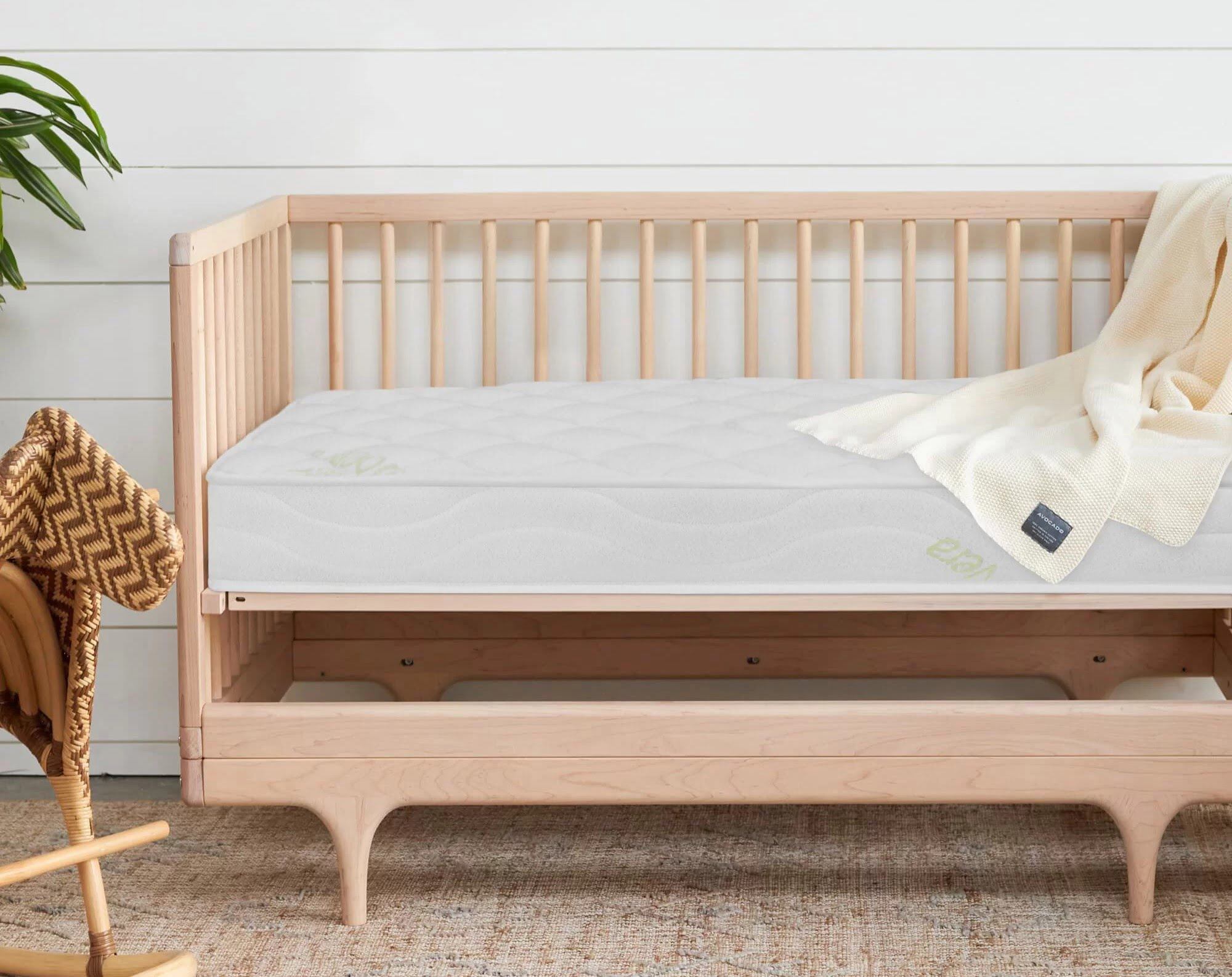 Crib Mattress Review: The Best Options for Your Baby’s Comfort