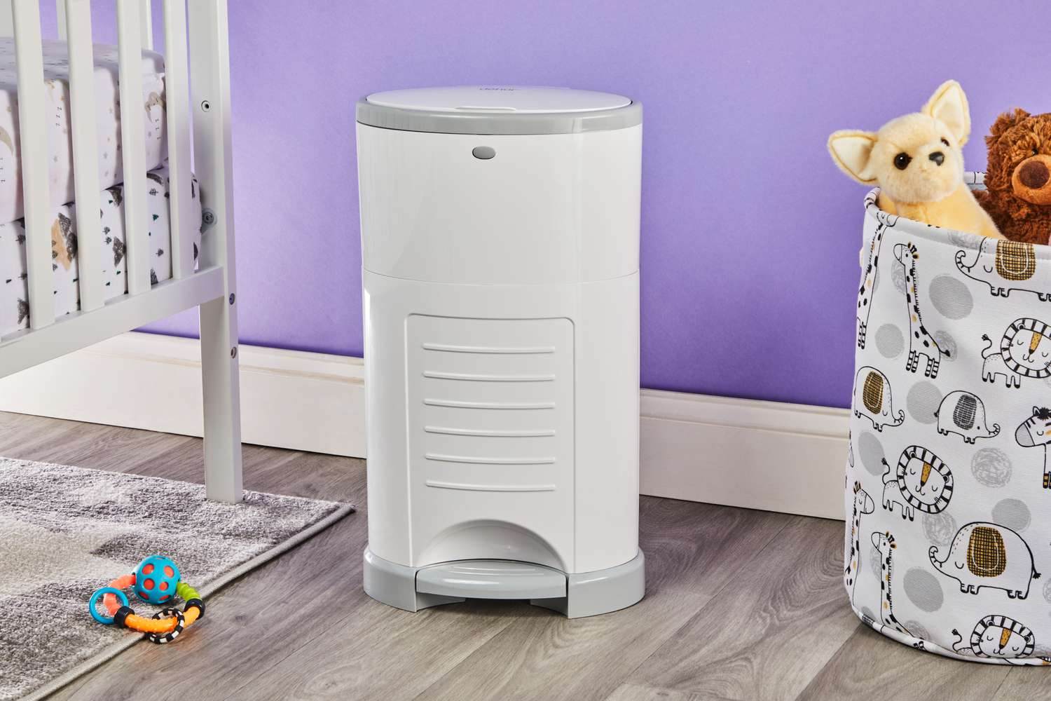Diaper Pail Review: The Best Options for Odor-Free Disposal
