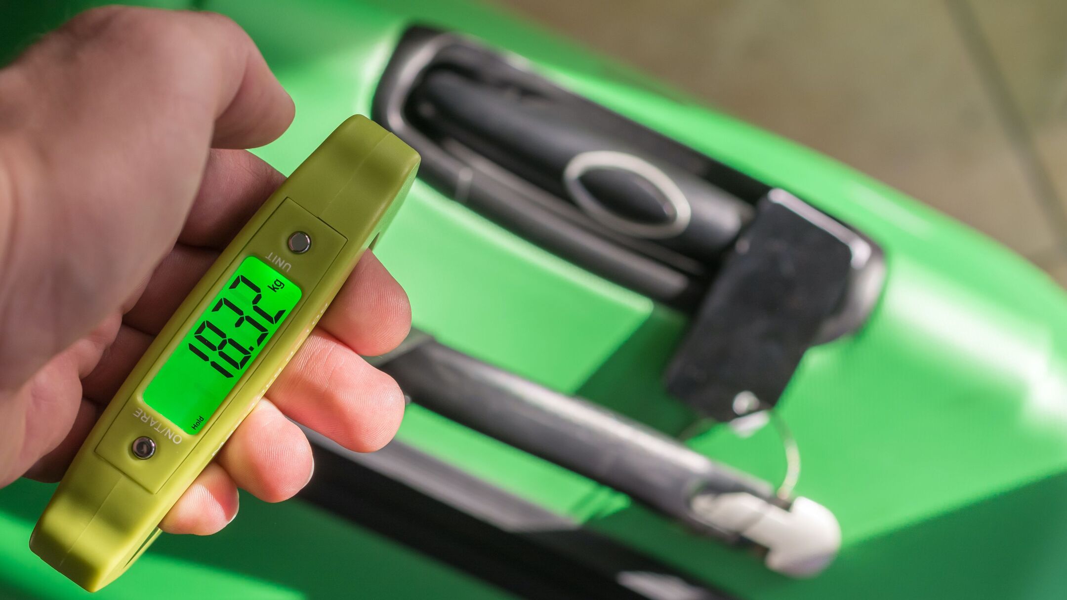 Digital Luggage Scale Review: Compact and Reliable Travel Companion