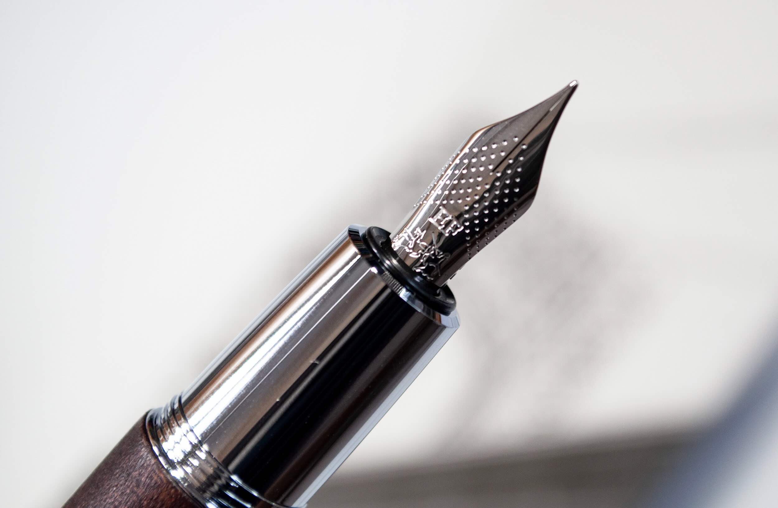 Fountain Pen Review: A Stylish Writing Instrument for Every Occasion