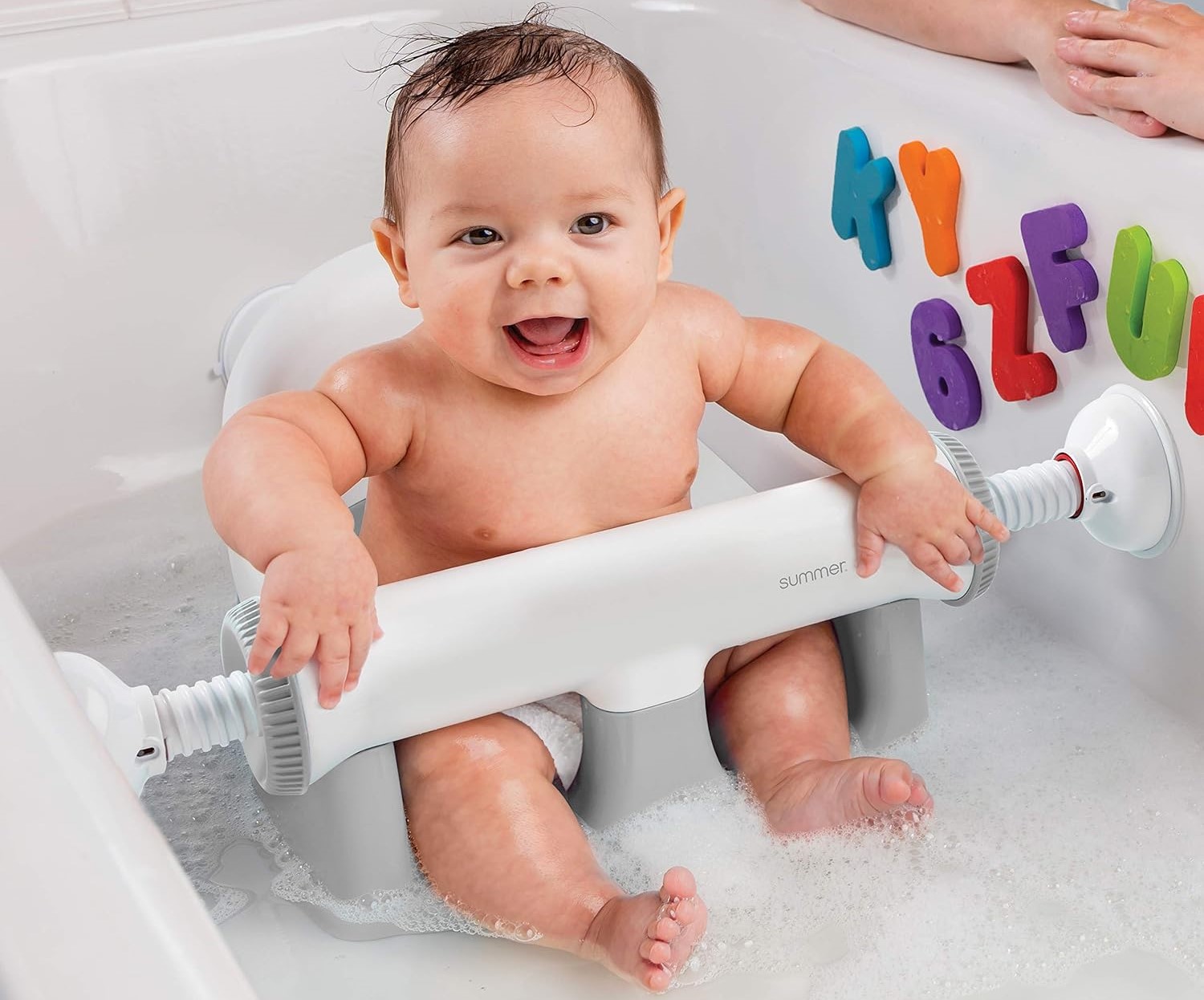 Infant Bath Seat Review: Choosing the Best for Your Baby