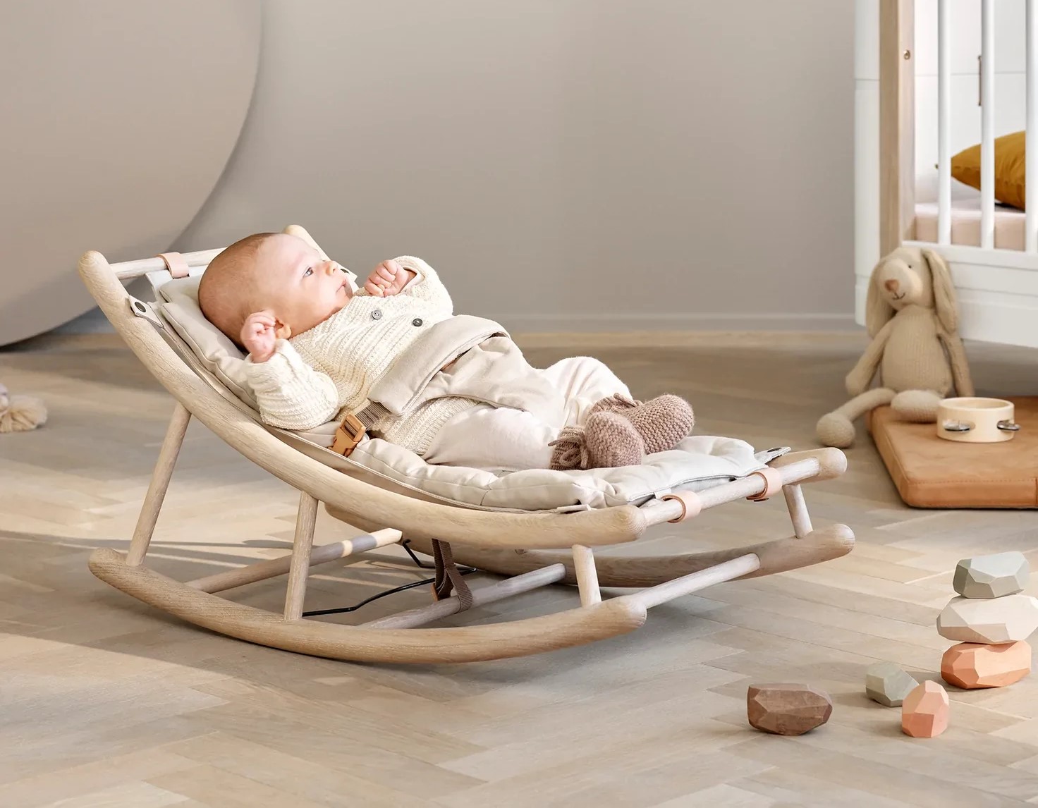 Infant Rocker Review: The Perfect Baby Soothing Solution