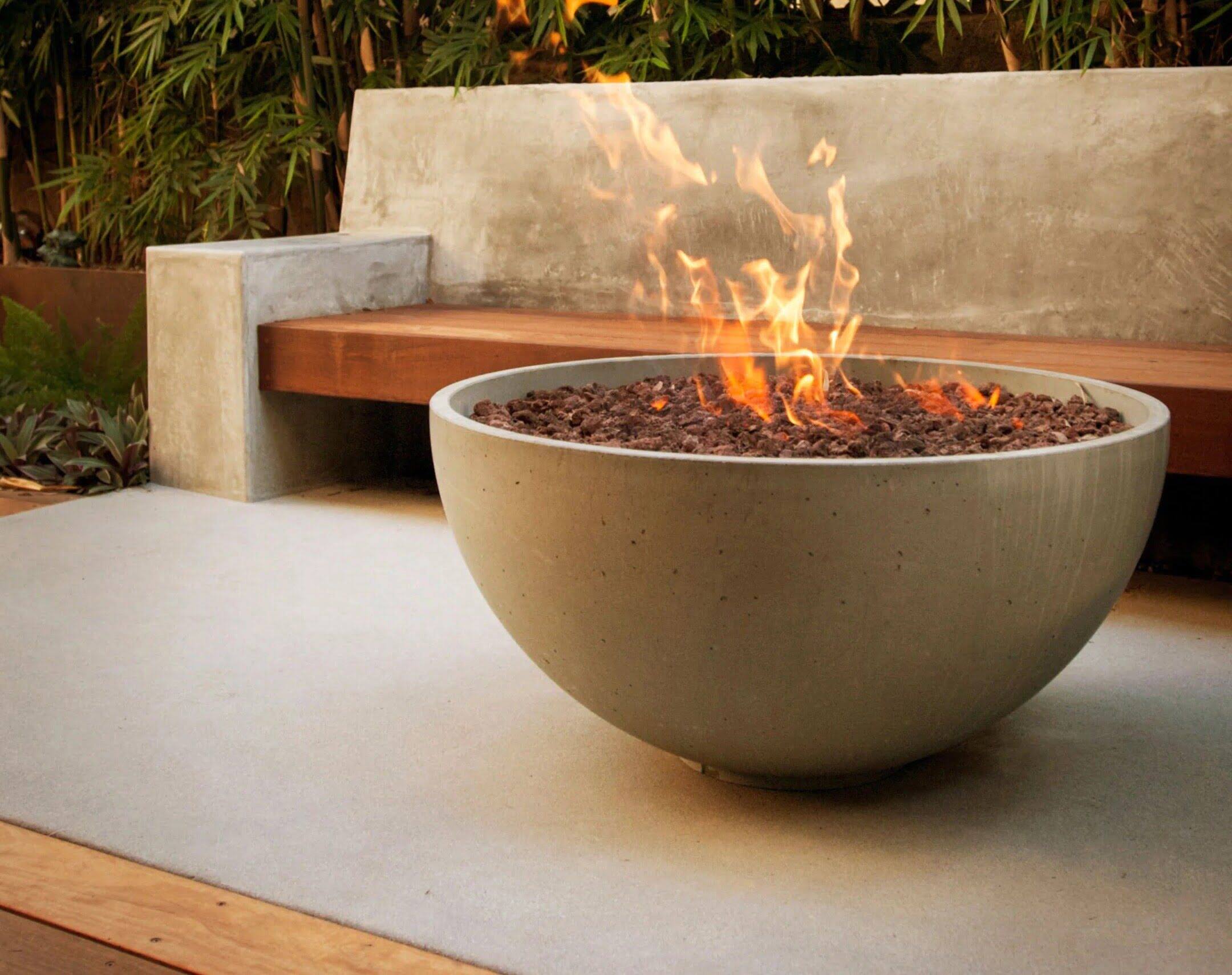 Outdoor Fire Pit Review: Enhance Your Outdoor Space