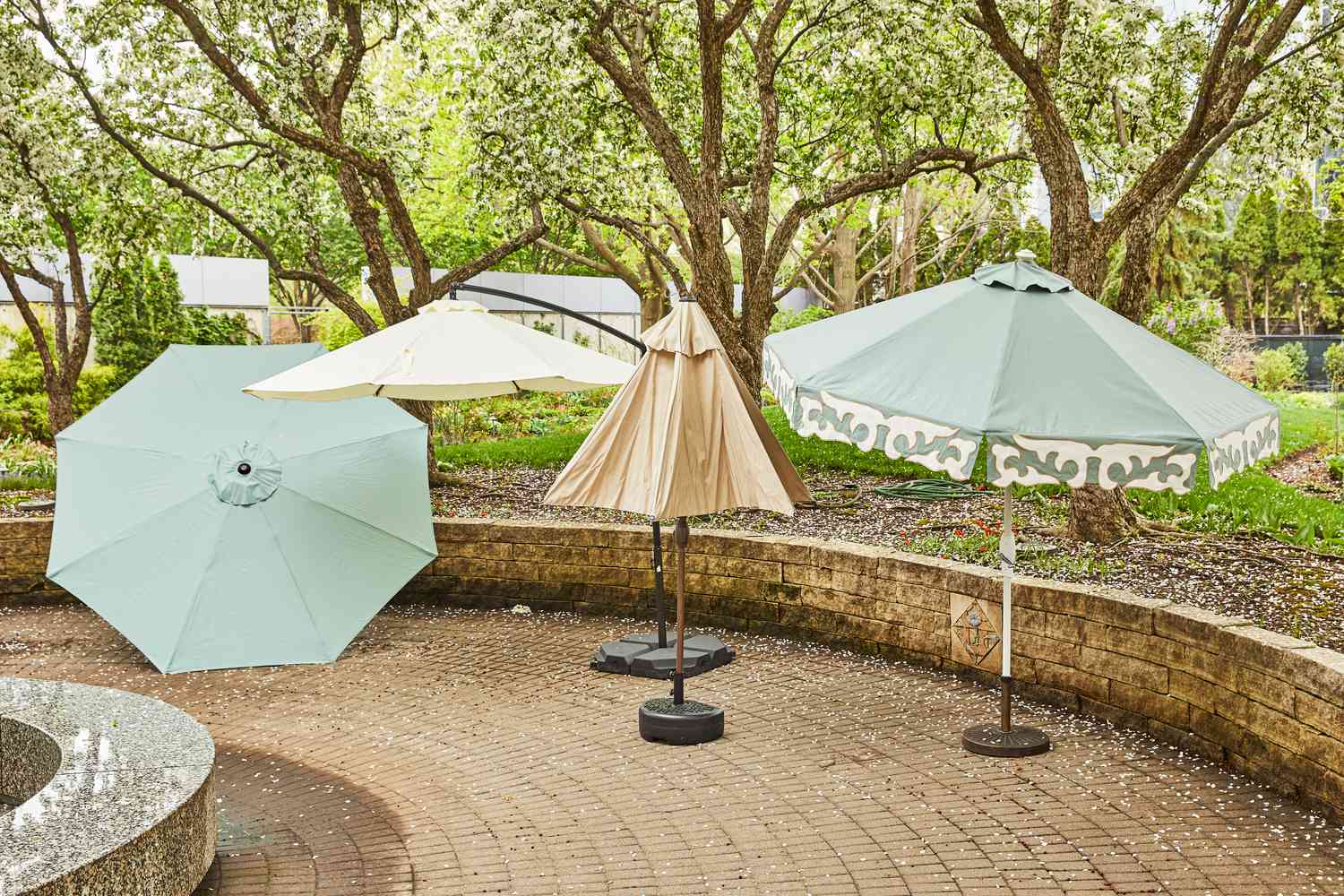 Patio Umbrella Review: The Perfect Outdoor Shade Solution