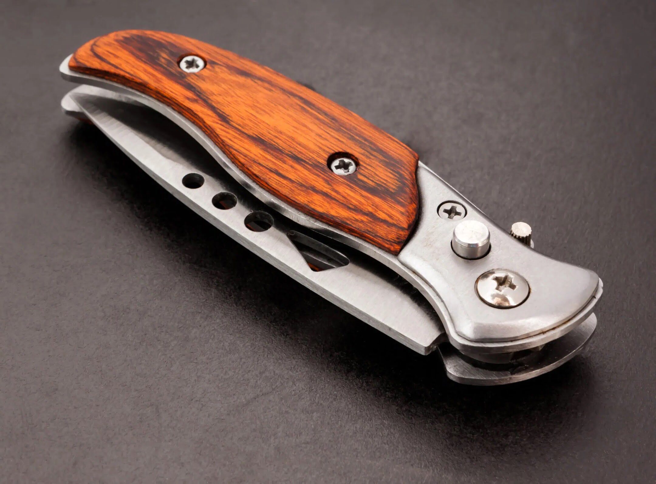 Pocket Knife Review: The Best Options for Everyday Carry