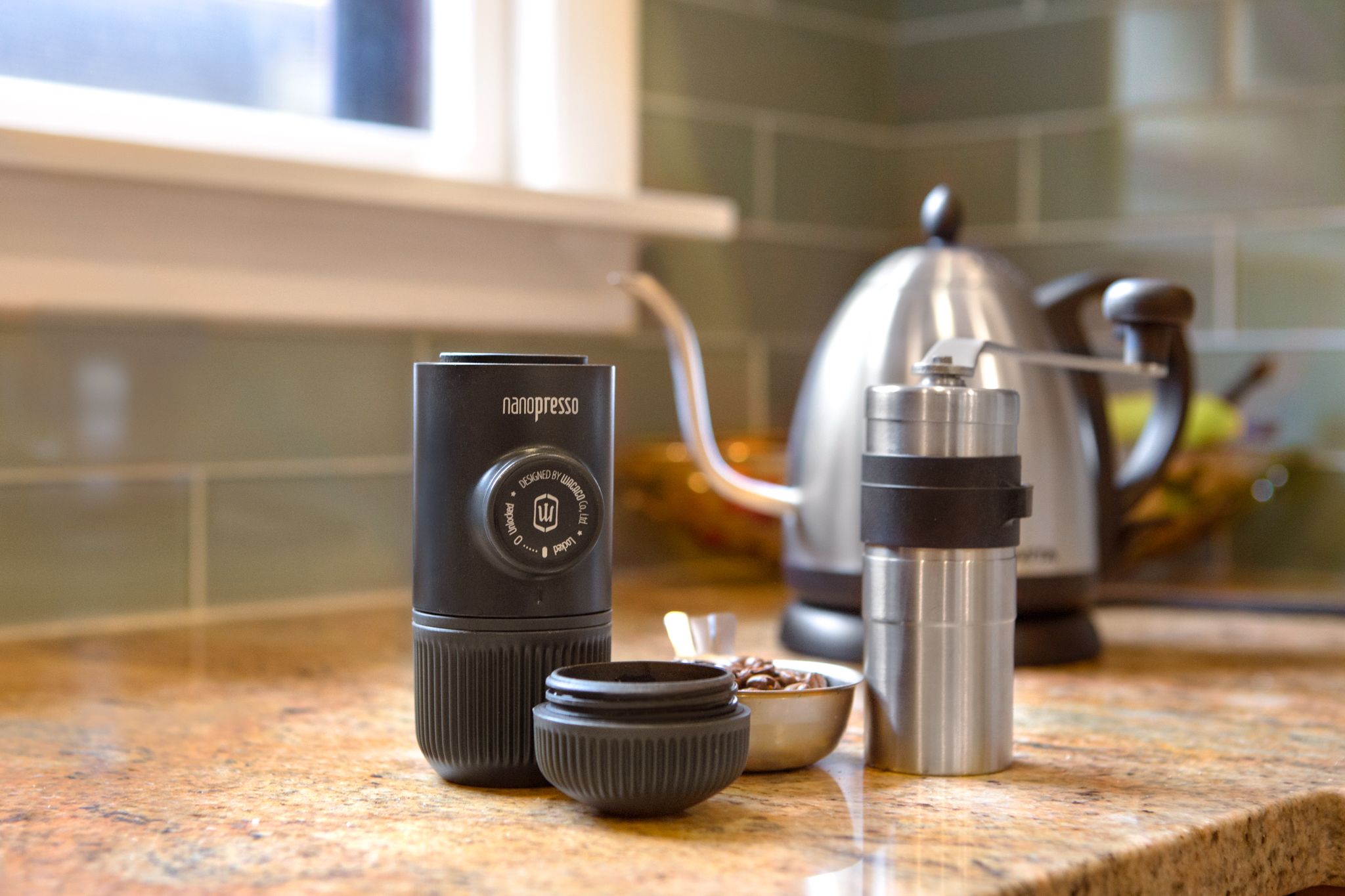 Portable Espresso Machine Review: The Perfect On-the-Go Coffee Solution