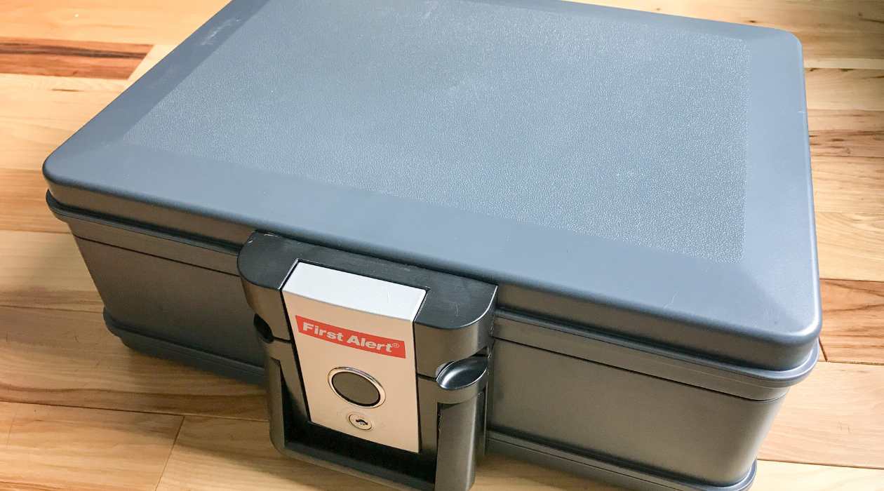 Portable Safe Review: Keep Your Valuables Secure On-The-Go
