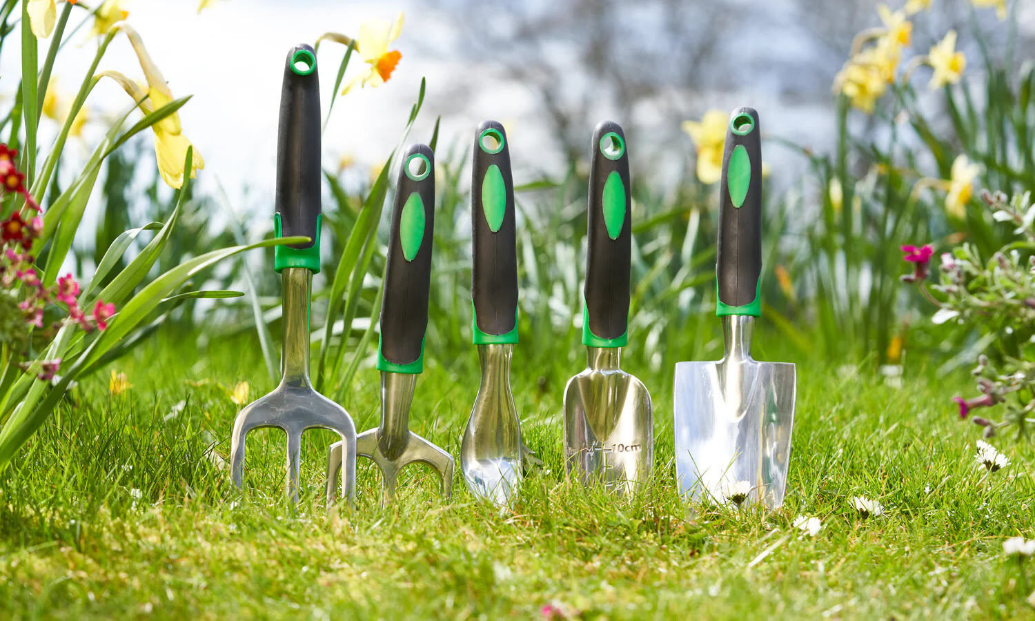 Review: Best Garden Tool Set for Every Gardening Enthusiast