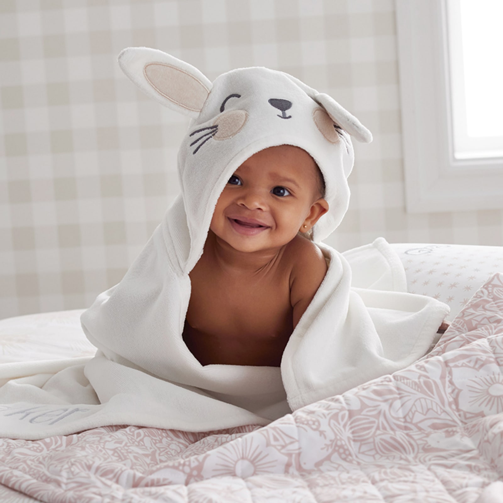 Review: Soft Hooded Baby Towels – The Perfect Bath Time Essential