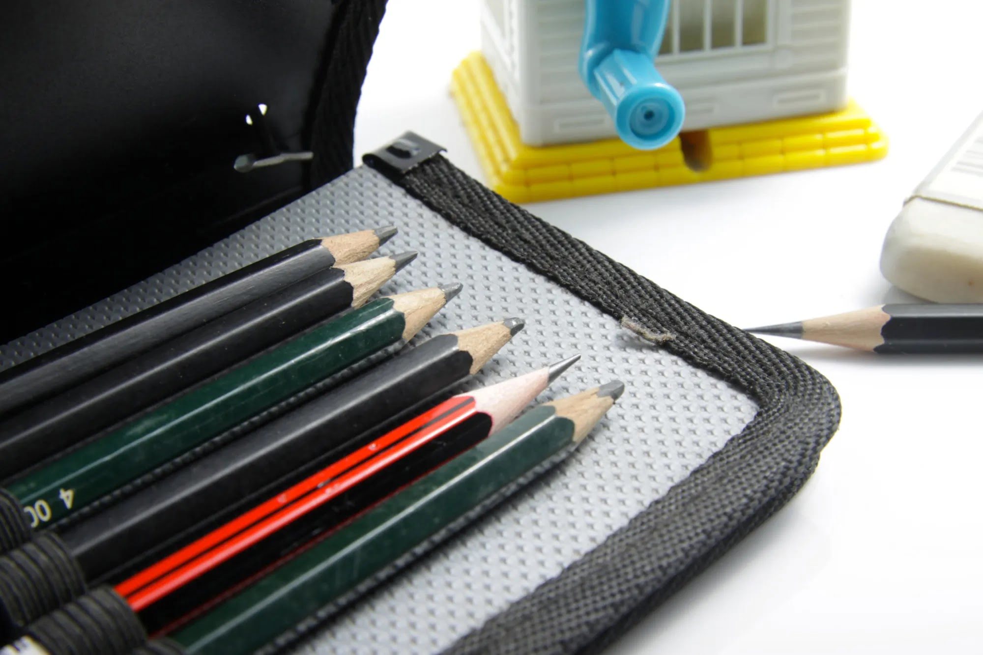 Review: Top Drawing Pencils for Artists