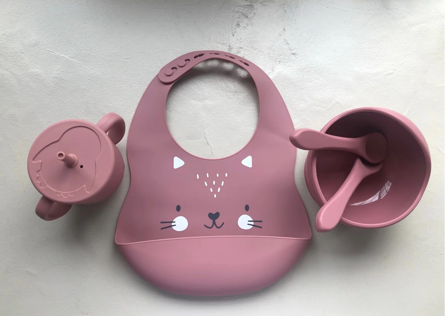 Silicone Feeding Set Review: A Must-Have for Easy Mealtime