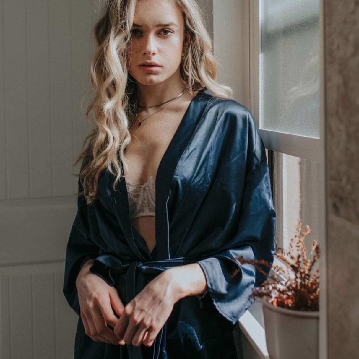 Silk Robe Review: Luxurious Comfort and Style
