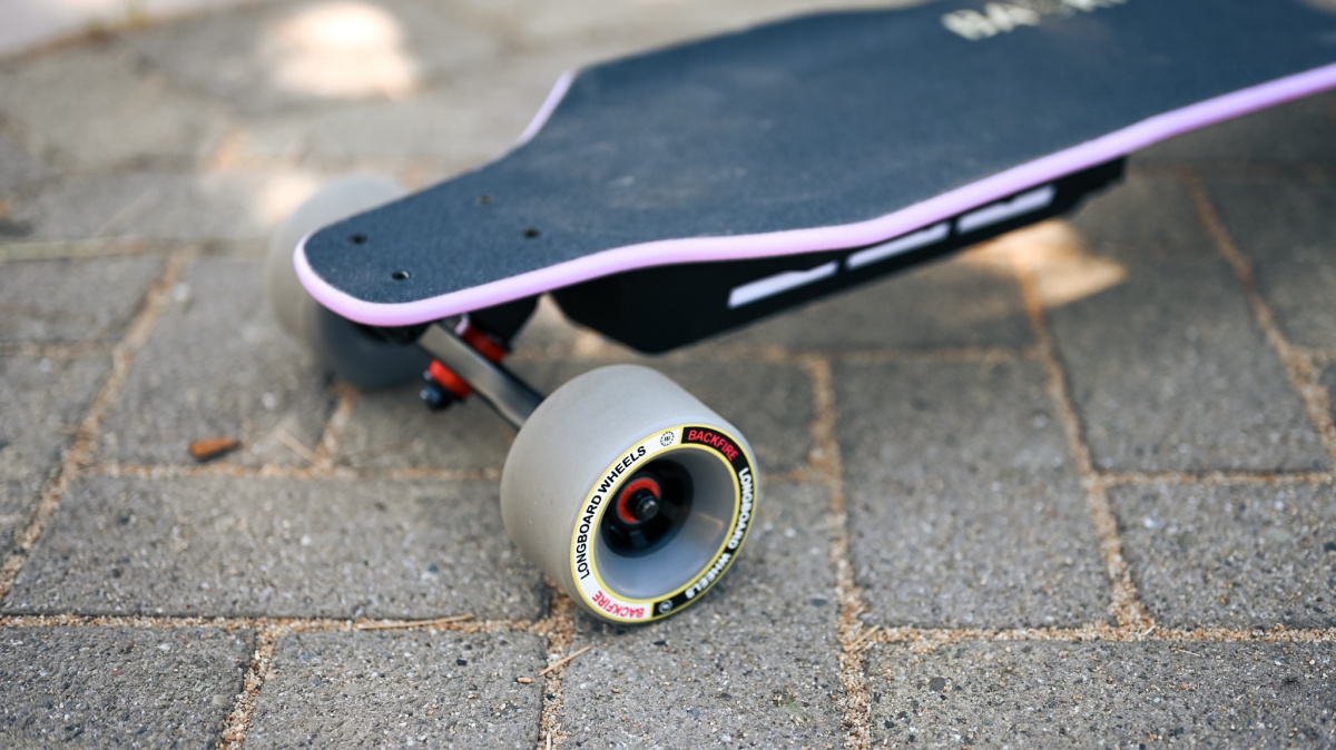 Skateboard Review: Unbiased Analysis and Recommendations