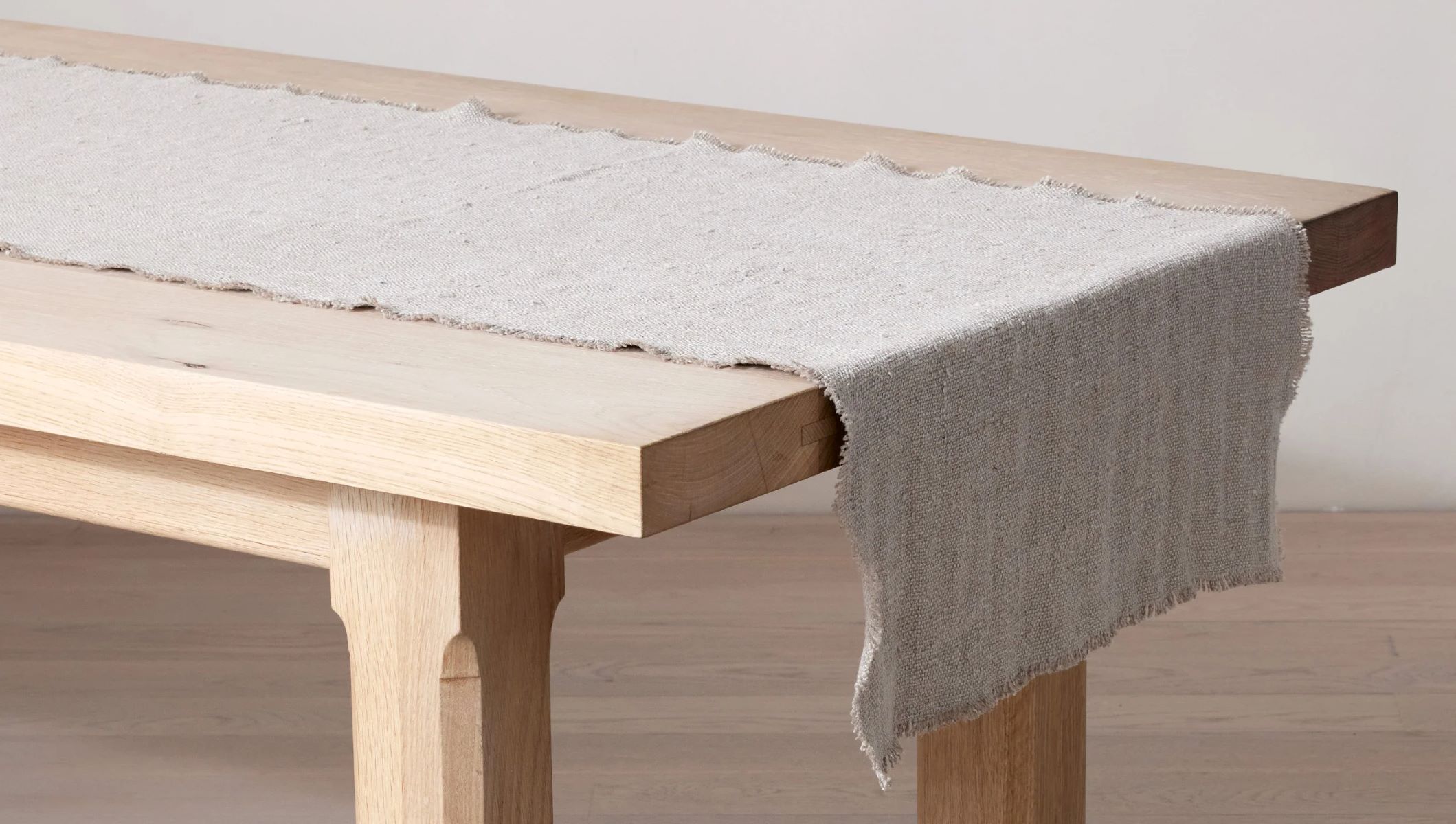 Table Runner Review: The Perfect Addition to Your Home Décor