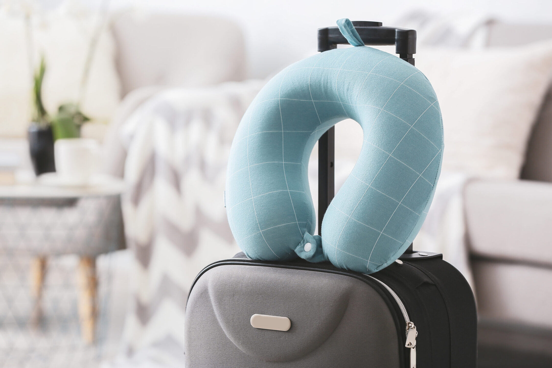 Travel Neck Pillow Review: Find the Perfect Companion for Your Journeys