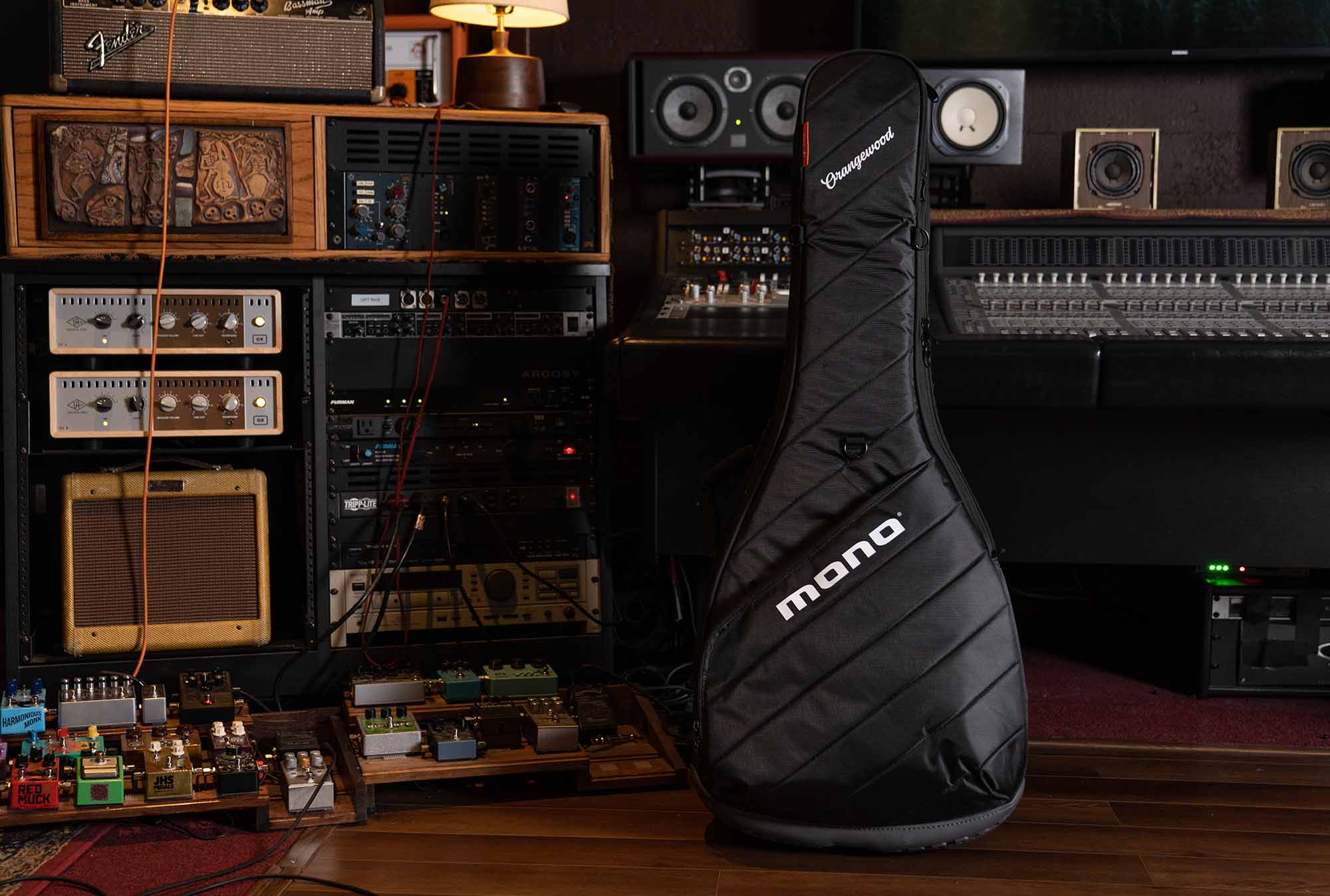 Ultimate Acoustic Guitar Case Review: A Must-Have for Him