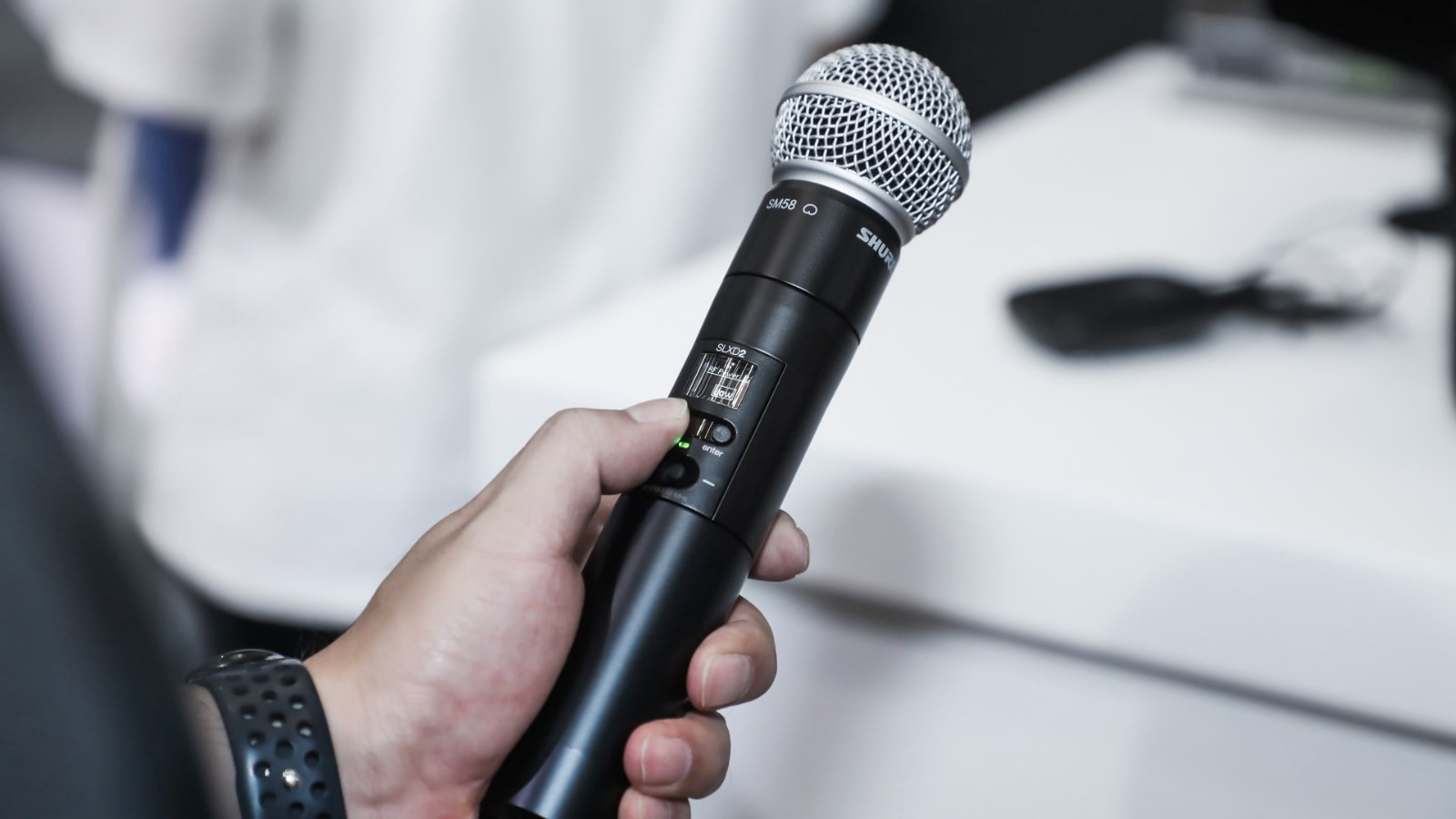 Wireless Microphone Review: Find the Perfect Option for Your Needs